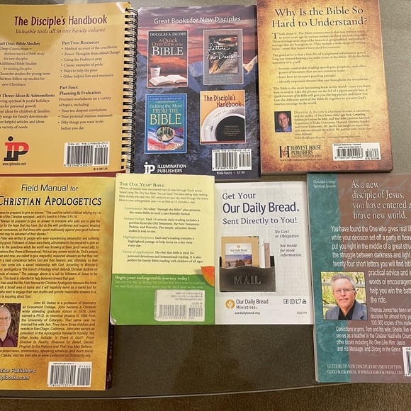 Bible / disciple books - Picture 4 of 6